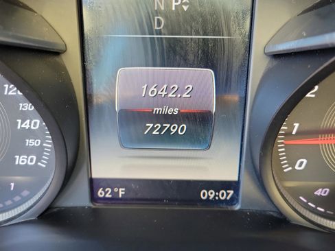 Used 2017 Mercedes-Benz C 300 Sedan image 24