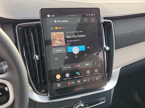 Used 2026 Volvo XC90 B6 Plus w/ Protection Package Premier image 16