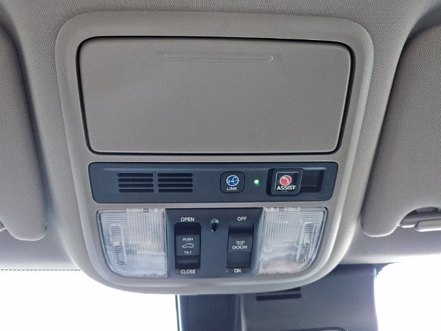 Used 2020 Honda Pilot Touring image 22