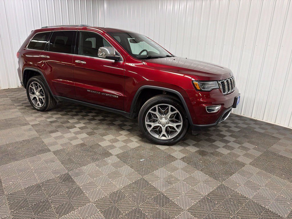 Used 2022 Jeep Grand Cherokee Limited w/ Trailer Tow Group IV AWD/4WD image 3