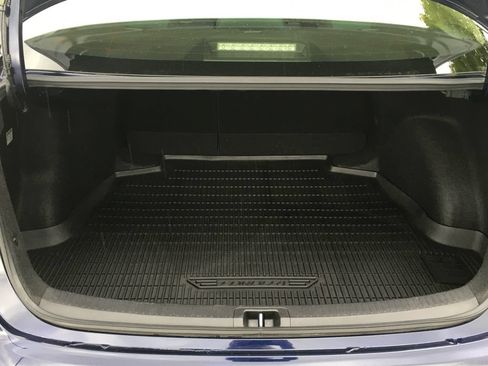 Used 2022 Toyota Corolla LE FWD image 30