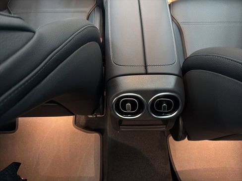 New 2026 Mercedes-Benz GLC 300 GLC 300 image 23