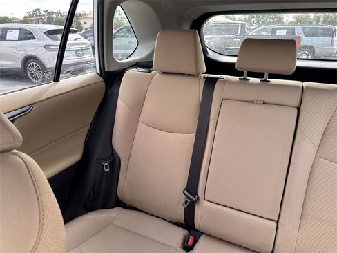 Used 2019 Toyota RAV4 LE image 12