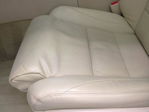 Used 2016 Lexus LS 460 w/ Comfort Package image 36