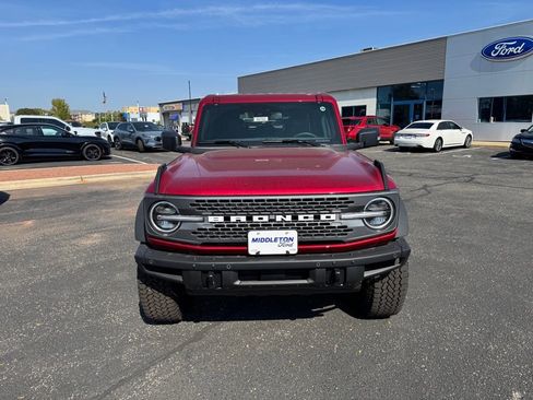 New 2025 Ford Bronco Badlands image 12