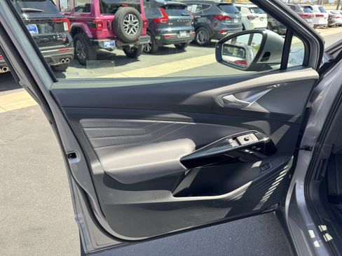 Certified 2023 Volkswagen ID.4 S RWD image 13