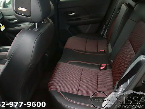 New 2026 Nissan Kicks SR w/ SR Premium Package FWD image 14