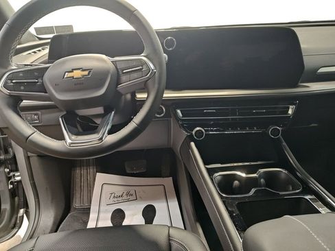 New 2026 Chevrolet Traverse LT w/ Driver Confidence Package image 10