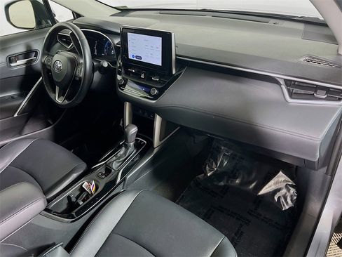 Certified 2023 Toyota Corolla Cross XLE image 26
