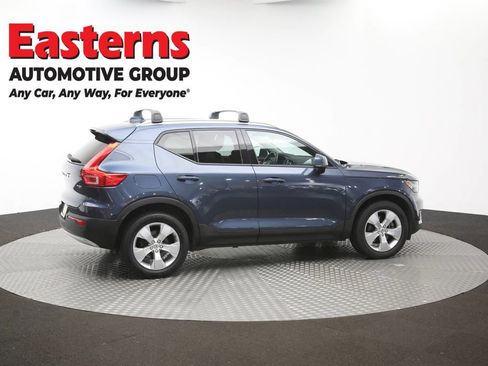 Used 2021 Volvo XC40 T5 Momentum AWD/4WD image 44