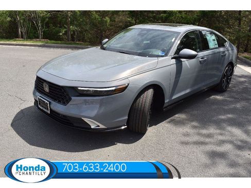 New 2026 Honda Accord Hybrid Touring image 3