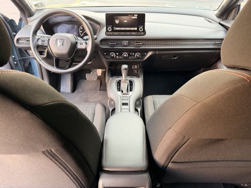 Certified 2024 Honda HR-V Sport image 16