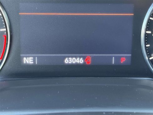 Used 2023 Buick Envision Preferred image 12