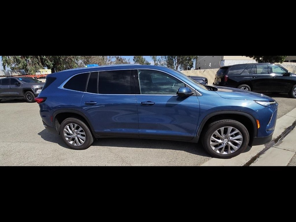 Used 2026 Buick Enclave Preferred FWD image 6