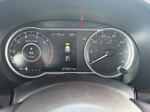Used 2019 Nissan Kicks SV w/ Exterior Electronics Package FWD image 22
