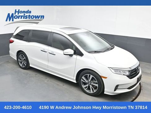 Used 2023 Honda Odyssey Touring image 1
