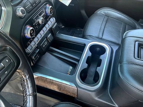 Used 2021 GMC Sierra 1500 Denali w/ Technology Package AWD/4WD image 19
