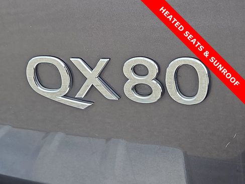 Used 2024 INFINITI QX80 Luxe image 8