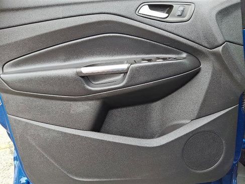 Used 2019 Ford Escape SE AWD/4WD image 14
