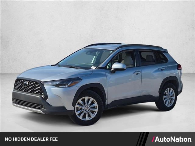 Used 2023 Toyota Corolla Cross LE w/ Moonroof Package FWD image 1