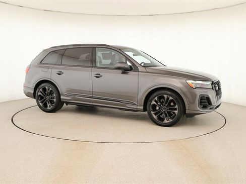 New 2026 Audi Q7 3.0T Premium Plus image 9