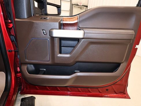 Used 2015 Ford F150 King Ranch w/ Equipment Group 601A Luxury image 20