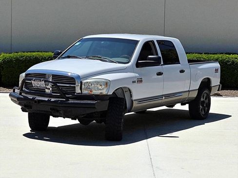 Used 2009 Dodge Ram 2500 Truck Laramie image 3