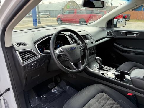Used 2017 Ford Edge SEL image 11