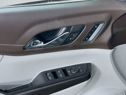 Used 2019 GMC Acadia SLT w/ LPO, Floor Liner Package image 20