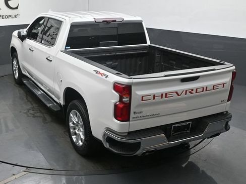 Used 2023 Chevrolet Silverado 1500 LTZ w/ LTZ Premium Package AWD/4WD image 40
