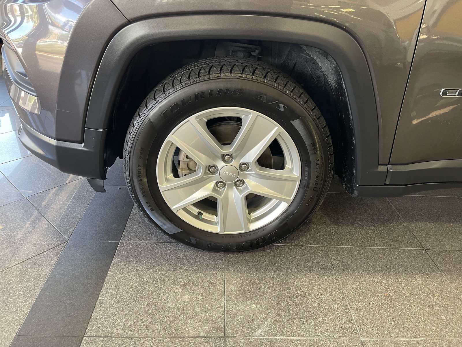 Used 2022 Jeep Compass Latitude FWD image 21