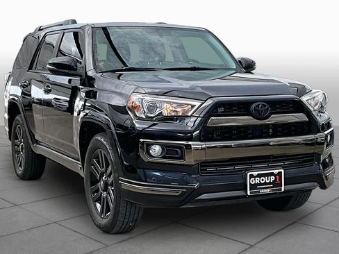 Used 2019 Toyota 4Runner Limited AWD/4WD image 3