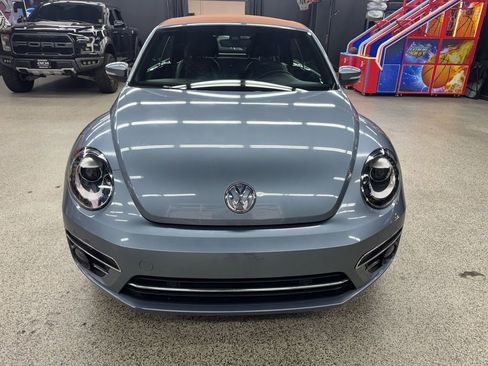 Used 2019 Volkswagen Beetle 2.0T Final Edition SEL image 8