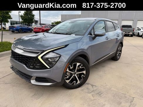 Used 2023 Kia Sportage EX image 1