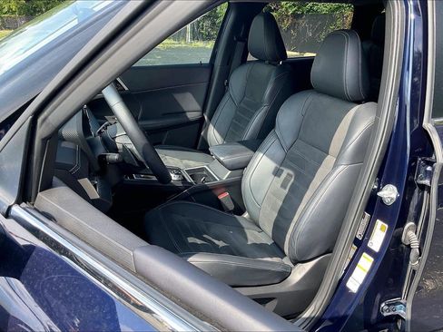Used 2024 Mitsubishi Outlander SE AWD/4WD image 23