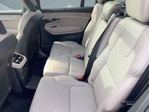 New 2026 Volvo XC90 T8 Ultra image 24
