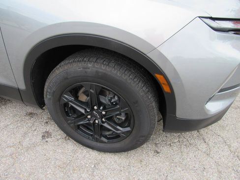 Used 2025 Chevrolet Blazer LT w/ Sound & Technology Package AWD/4WD image 41