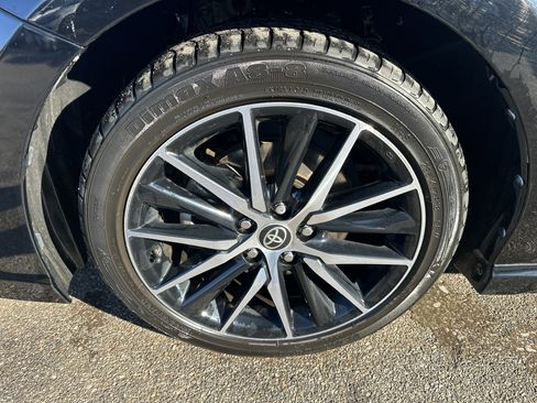 Used 2022 Toyota Camry SE image 7