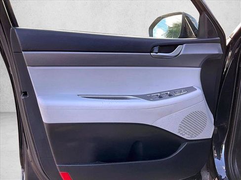 Used 2021 Hyundai Palisade SE image 17