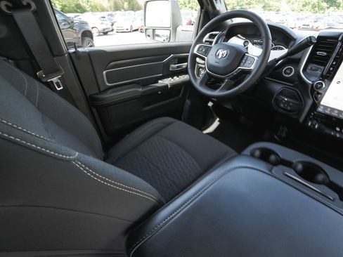 Used 2026 RAM 2500 Big Horn AWD/4WD image 41