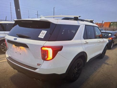 Used 2020 Ford Explorer ST w/ ST Street Pack image 15