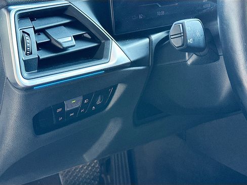 Certified 2024 BMW i4 eDrive35 w/ Premium Package image 10