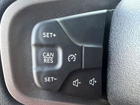 Used 2023 Ford Bronco Big Bend image 15