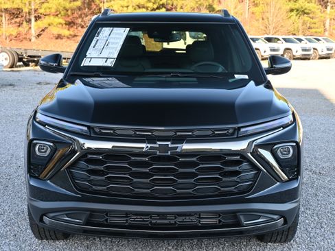 New 2026 Chevrolet TrailBlazer ACTIV w/ Convenience Package AWD/4WD image 3