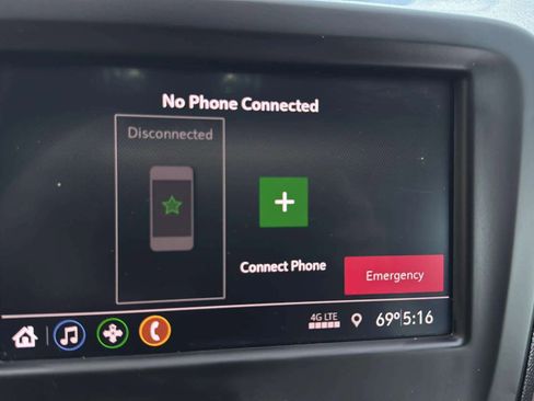 Used 2021 Chevrolet Equinox LT image 24