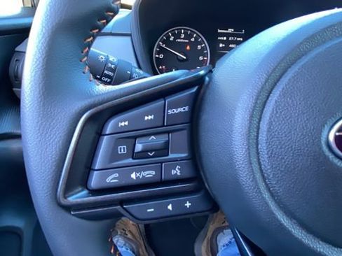 Used 2025 Subaru Crosstrek 2.5i Limited image 24