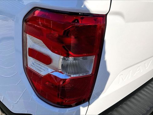 Used 2025 Ford Maverick XLT w/ Equipment Group 302A image 29