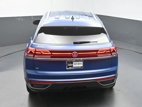 New 2026 Volkswagen Atlas Cross Sport SE FWD image 45