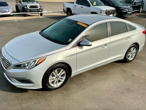 Used 2015 Hyundai Sonata SE image 5