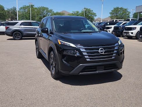 Used 2025 Nissan Rogue SV AWD/4WD image 7